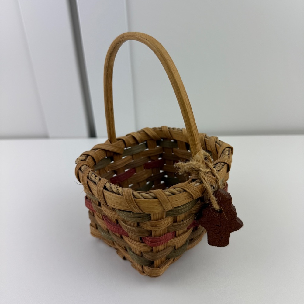 Vintage Miniature Basket Farmhouse Primitive Christmas Folk Art Country Decor! - Picture 1 of 16